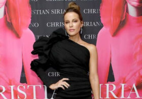 Kate Beckinsale Sets Internet On Fire In Her Little Black Dress