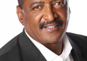 Entrepreneur Of The Day: Meet Mathew Knowles, The Founder Of Music World Entertainment